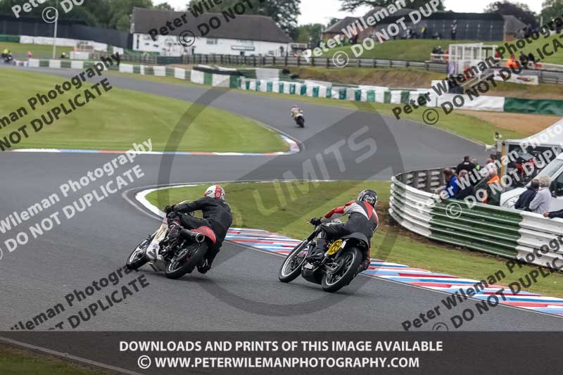 Vintage motorcycle club;eventdigitalimages;mallory park;mallory park trackday photographs;no limits trackdays;peter wileman photography;trackday digital images;trackday photos;vmcc festival 1000 bikes photographs